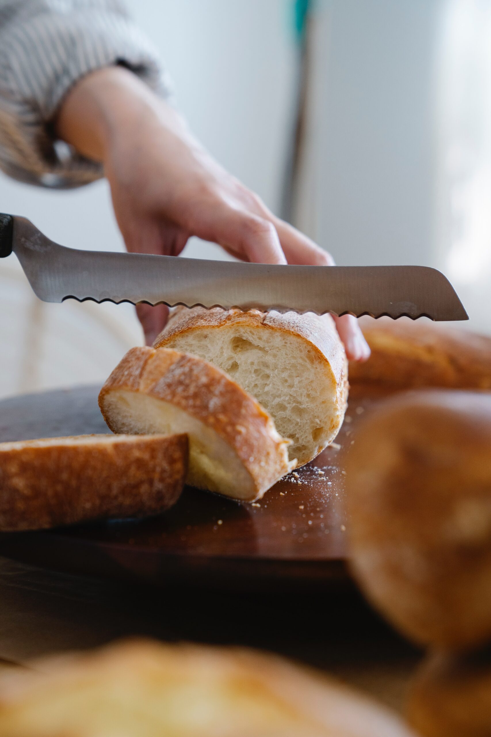 The Best Bread Knife Edge: Scalloped vs. Serrated
